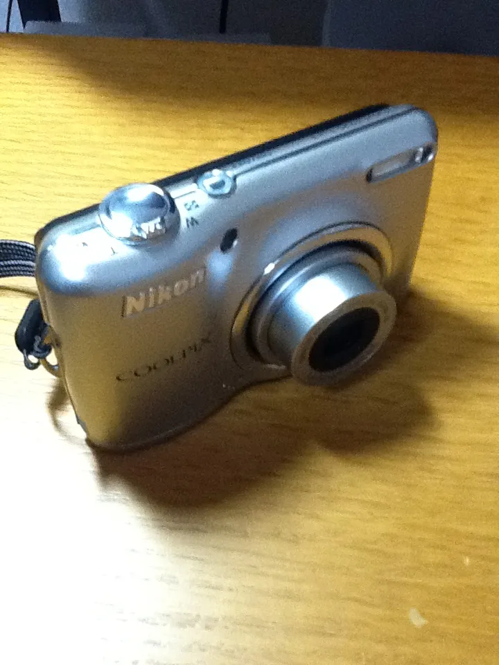 COOLPIX L23