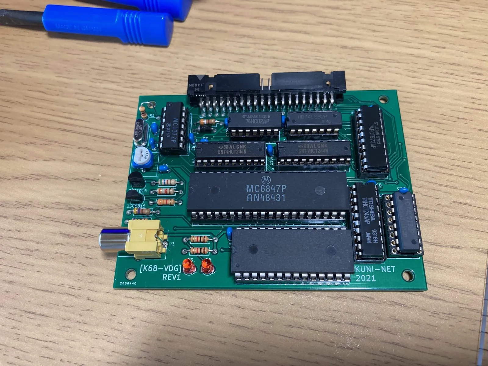 SBC68系用 MC6847 VDG ビデオボード(2) プリント基板化