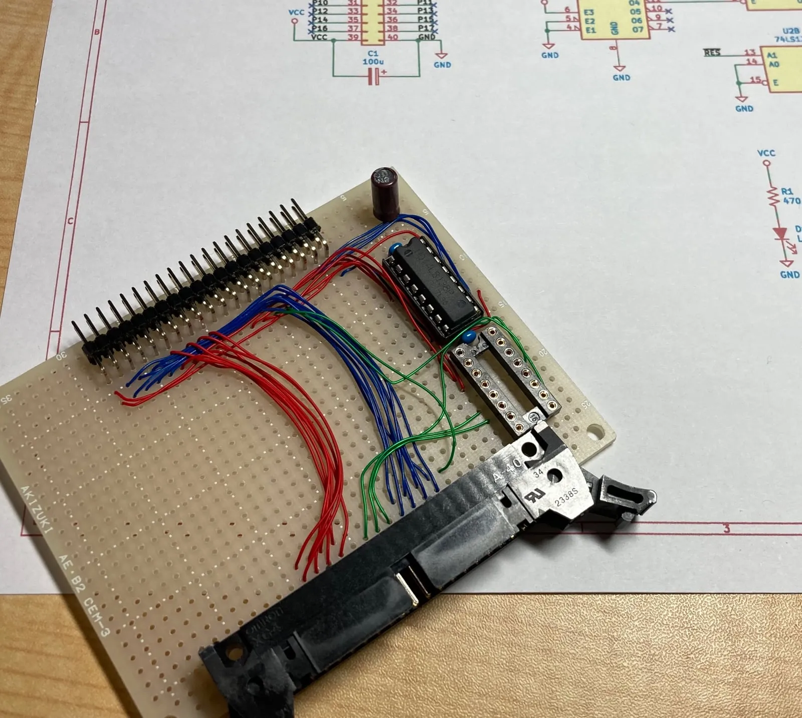SBC68系バスへSBC80系ボードをつなぐ