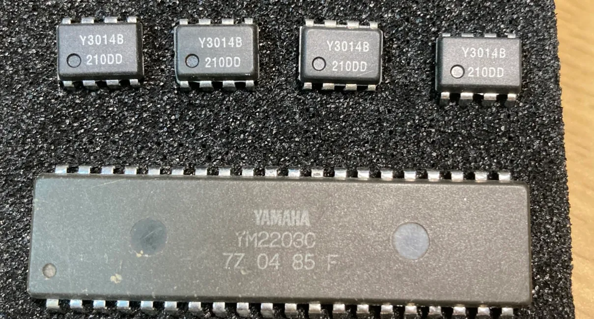 YAMAHA YM2203 FM音源ボード(1) KZ80マイコンで鳴らす